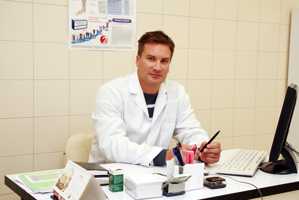 Илья Нечаев - врач уролог.